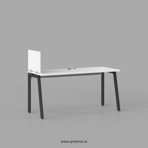 Berg Work Station in White Finish - OWS004 C4
