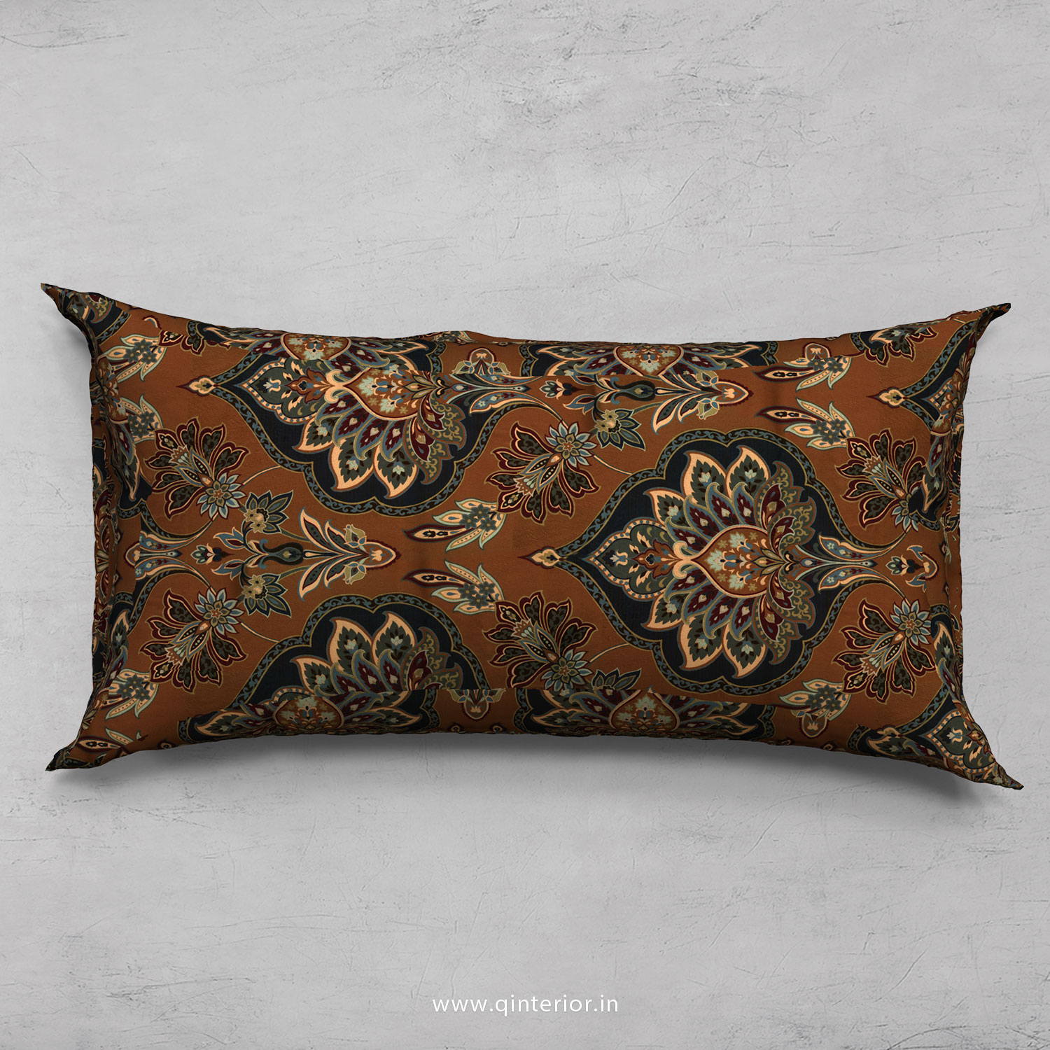 Cushion With Cushion Cover in Royal Velvet- CUS002 RV03