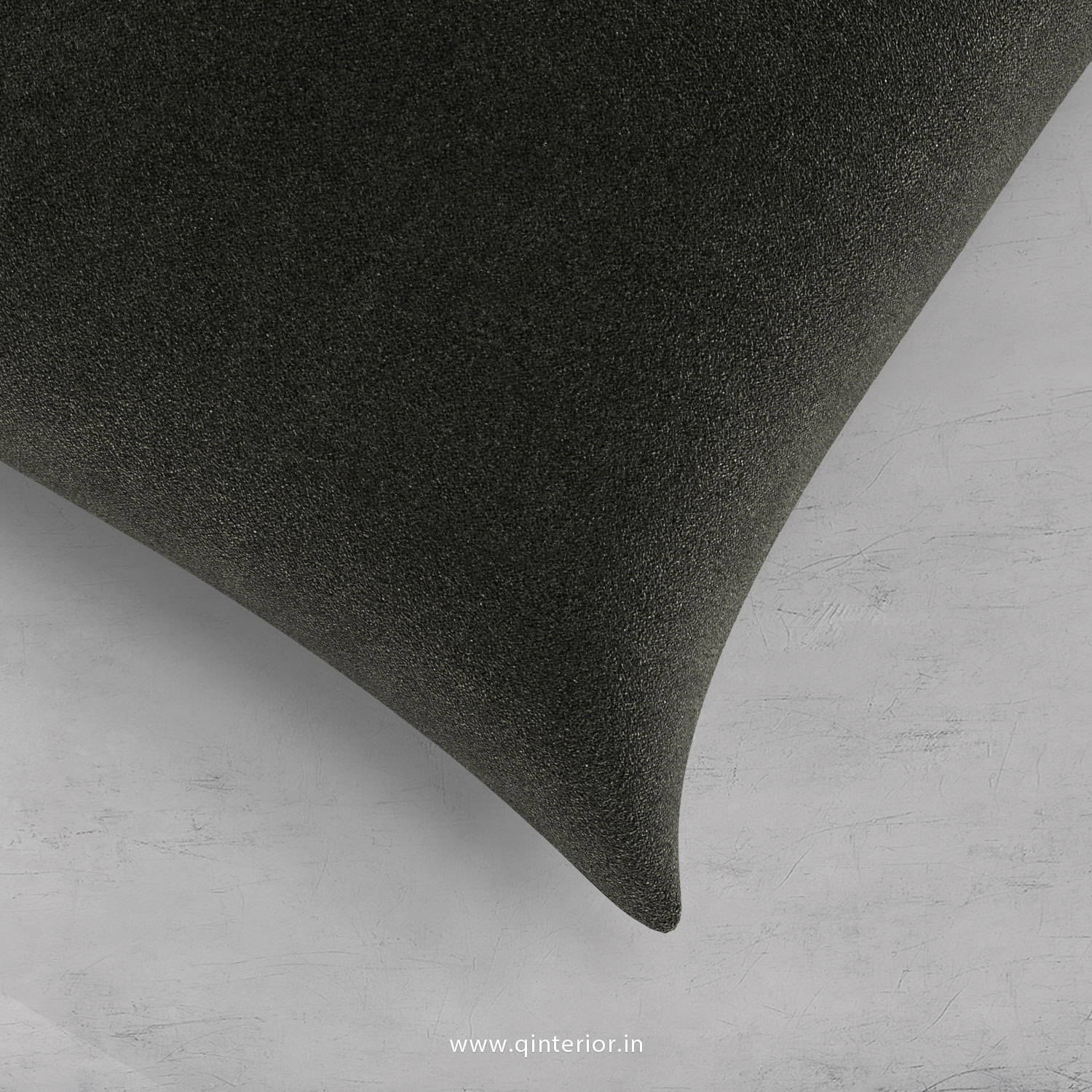 Cushion With Cushion Cover in Velvet Fabric - CUS001 VL07