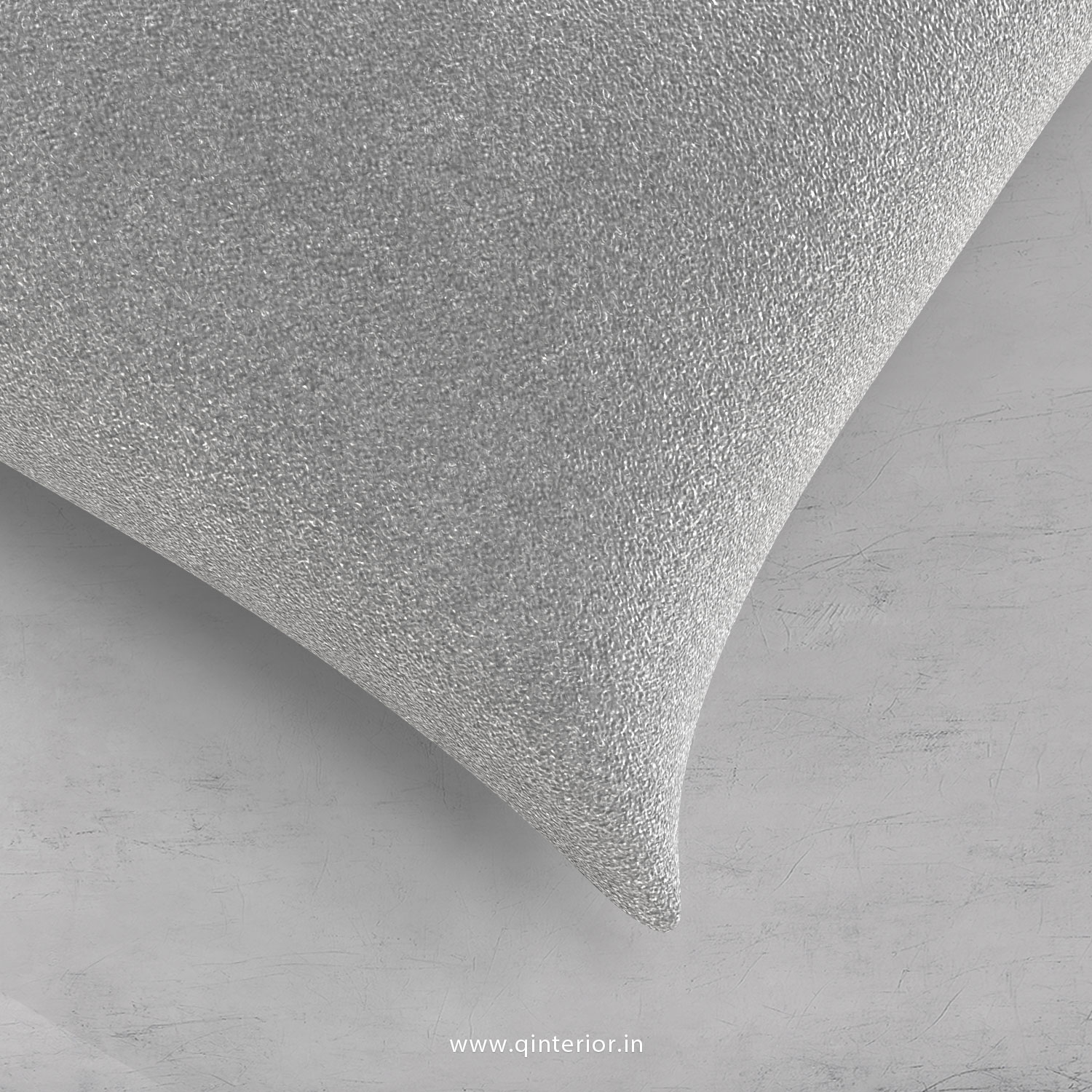Cushion With Cushion Cover in Velvet Fabric - CUS002 VL06