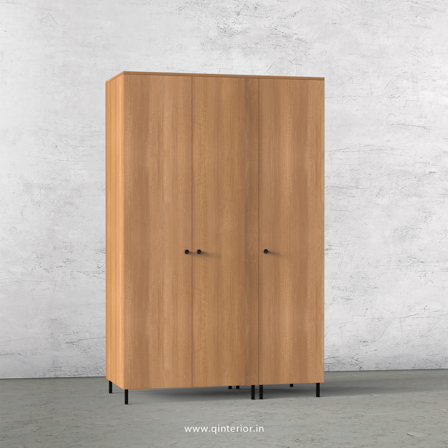 Stable 3 Door Wardrobe in Oak Finish – TWRD001 C2