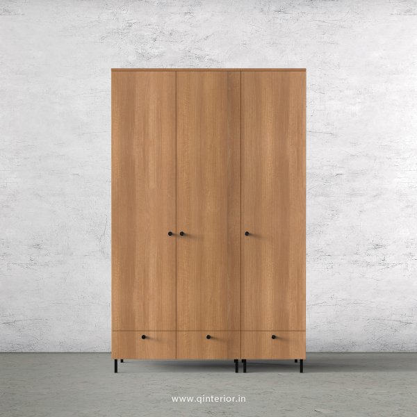 Stable 3 Door Wardrobe in Oak Finish – TWRD002 C2