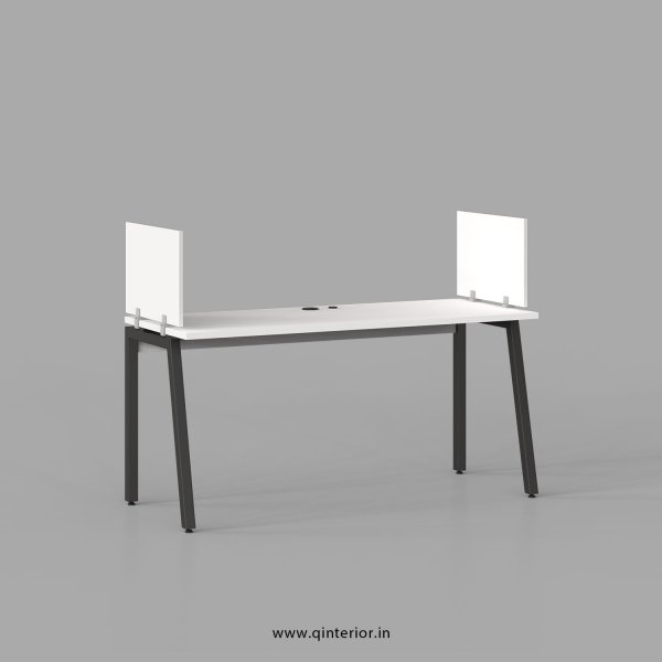 Berg Work Station in White Finish - OWS003 C4